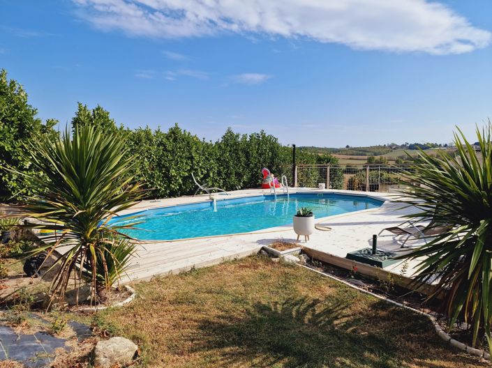 Image No.2-4 Bed House for sale