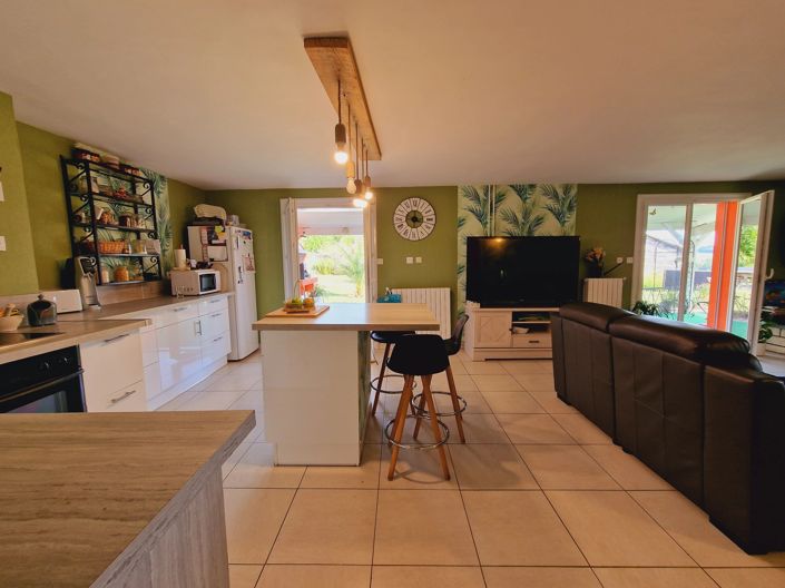 Image No.4-4 Bed House for sale