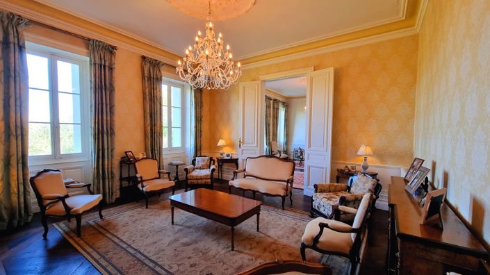 Image No.3-7 Bed House for sale