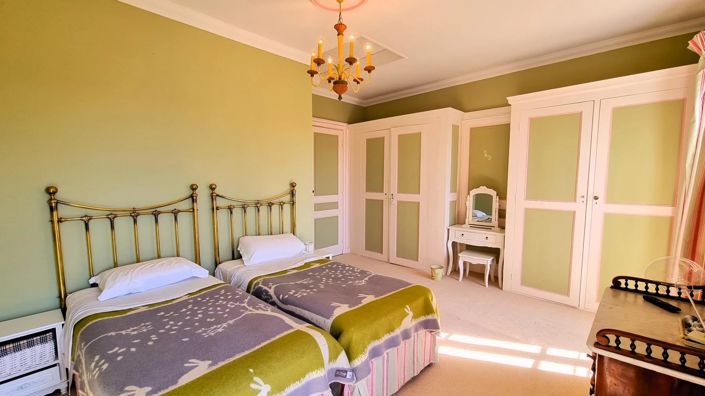 Image No.9-7 Bed House for sale