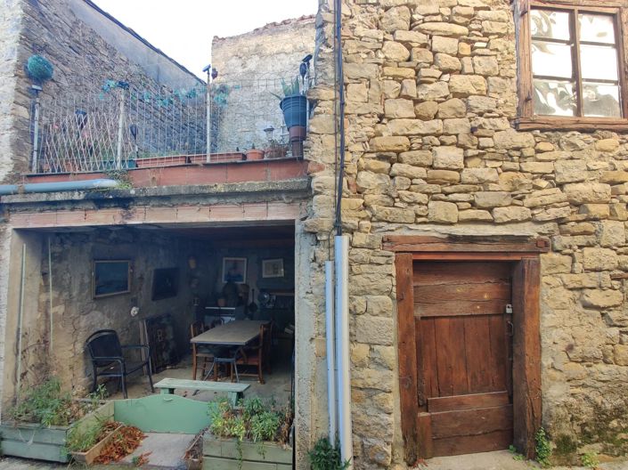 Image No.12-3 Bed Village House for sale