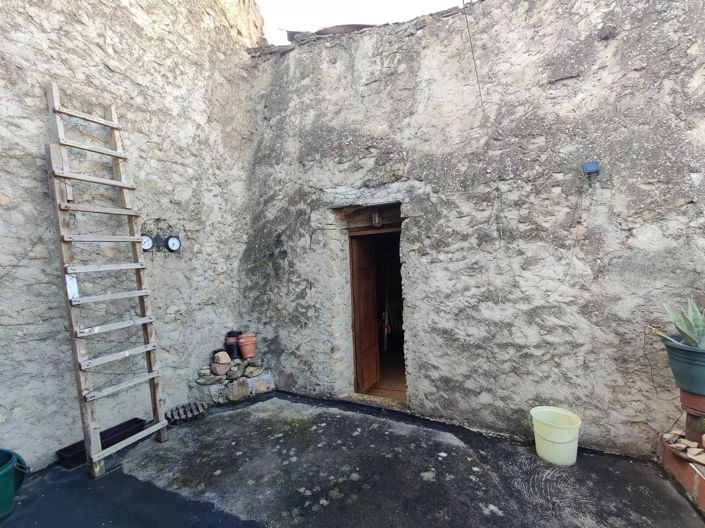 Image No.13-3 Bed Village House for sale