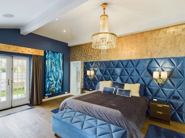 Image No.7-11 Bed House for sale