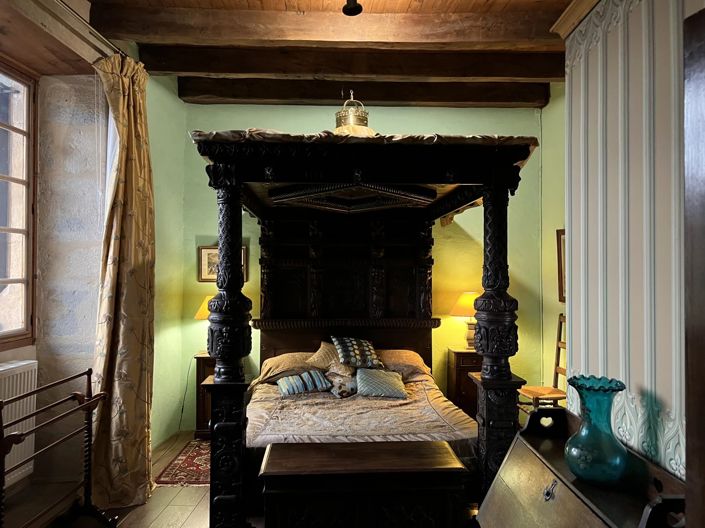 Image No.10-9 Bed House for sale