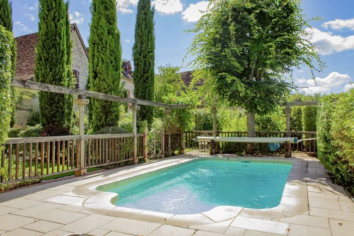 Image No.2-9 Bed House for sale