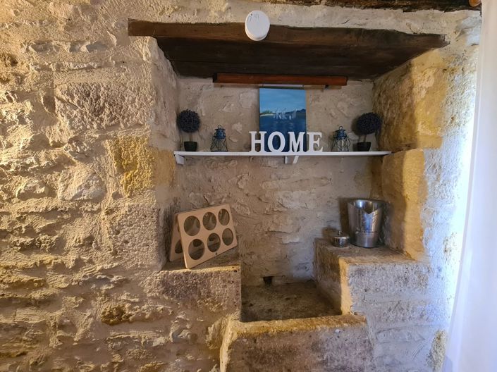 Image No.12-23 Bed House for sale