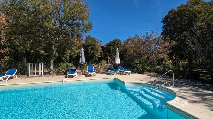 Image No.1-3 Bed Chalet for sale