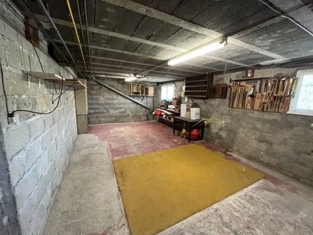 Image No.10-4 Bed House for sale