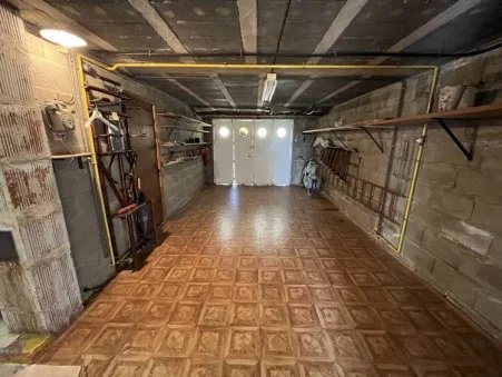 Image No.12-4 Bed House for sale