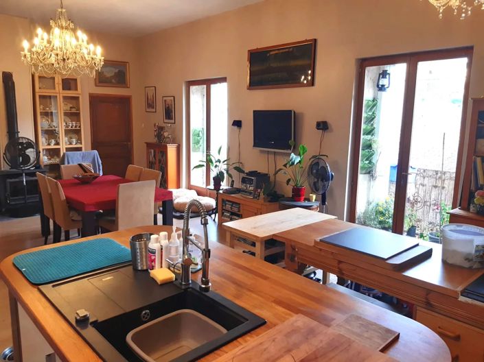 Image No.1-3 Bed Village House for sale