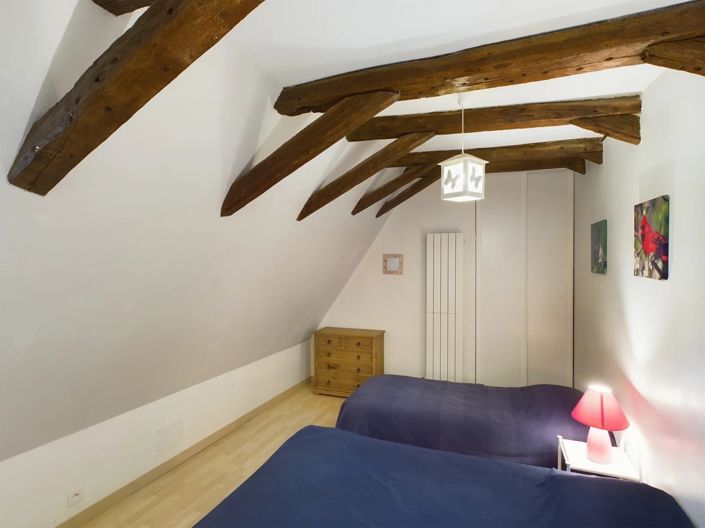 Image No.12-6 Bed House for sale