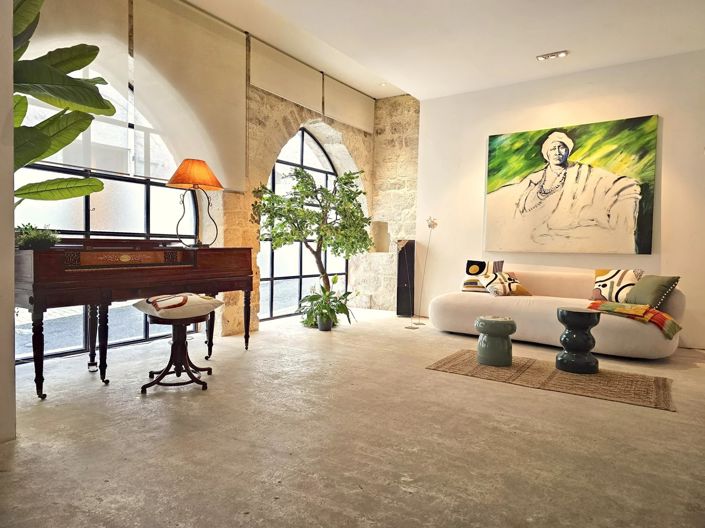 Image No.2-6 Bed House for sale