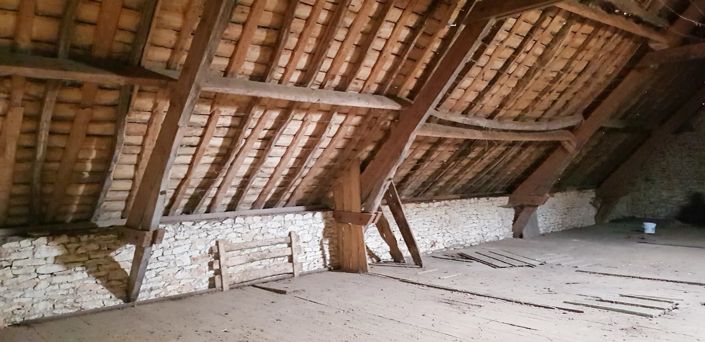 Image No.12-3 Bed Farmhouse for sale