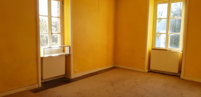 Image No.6-3 Bed Farmhouse for sale