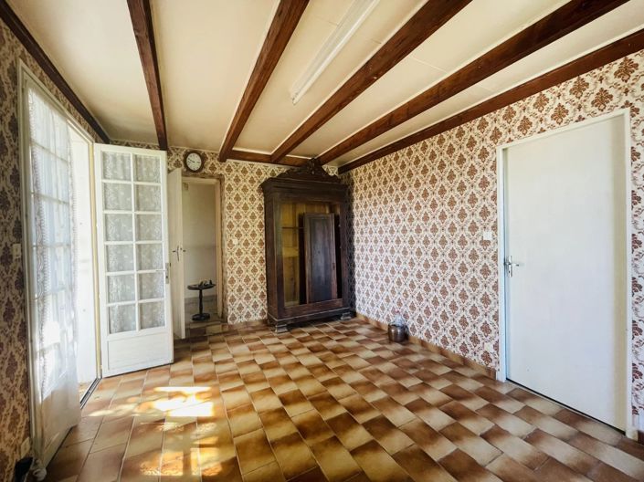 Image No.2-2 Bed House for sale