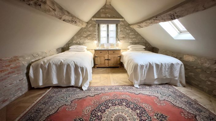 Image No.10-4 Bed House for sale