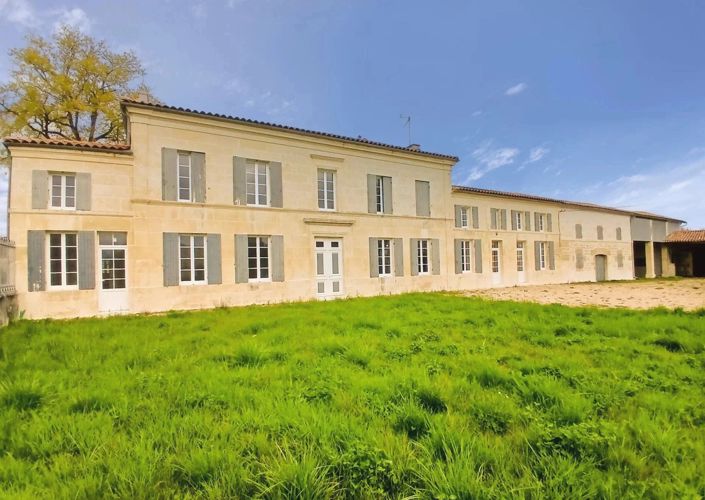 Image No.1-5 Bed House for sale