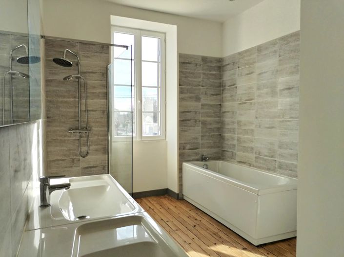 Image No.11-5 Bed House for sale