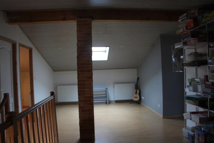 Image No.15-6 Bed House for sale