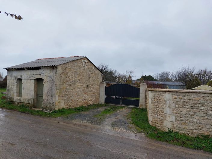 Image No.9-3 Bed Village House for sale