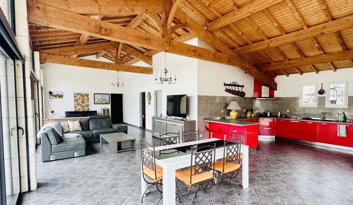 Image No.13-9 Bed House for sale