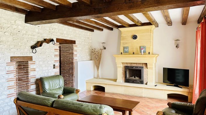 Image No.6-9 Bed House for sale