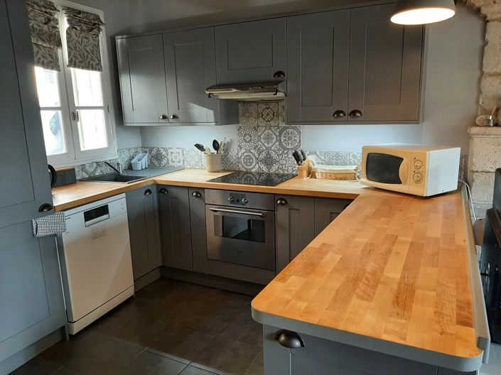 Image No.4-2 Bed Village House for sale