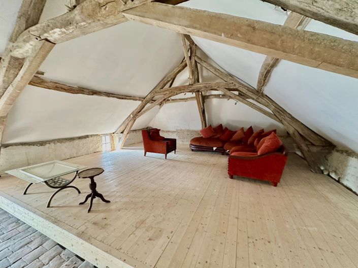 Image No.7-3 Bed Village House for sale