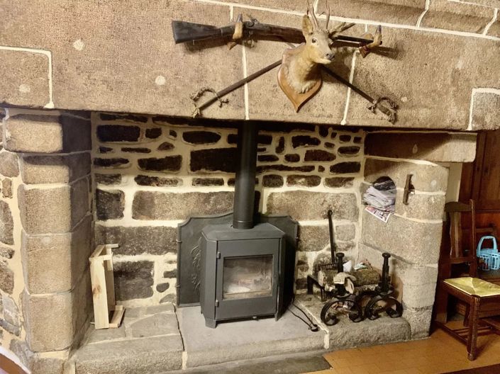 Image No.11-13 Bed Commercial for sale