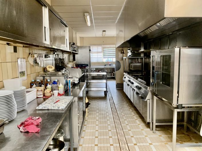 Image No.5-13 Bed Commercial for sale