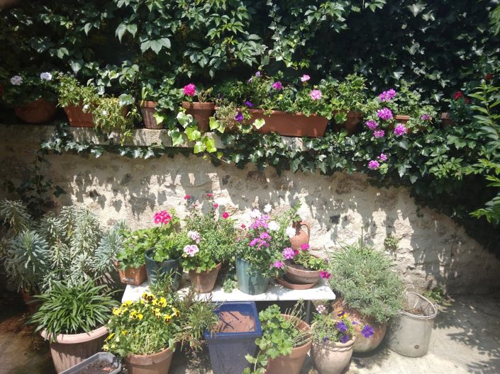 Image No.1-4 Bed House for sale