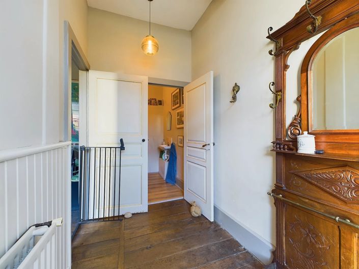 Image No.13-4 Bed House for sale