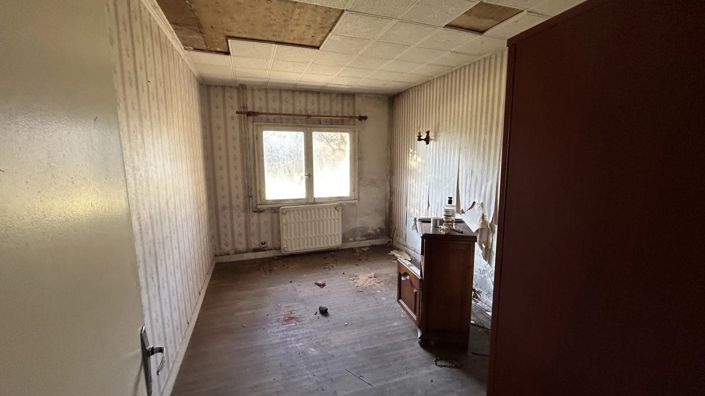 Image No.6-2 Bed Farmhouse for sale