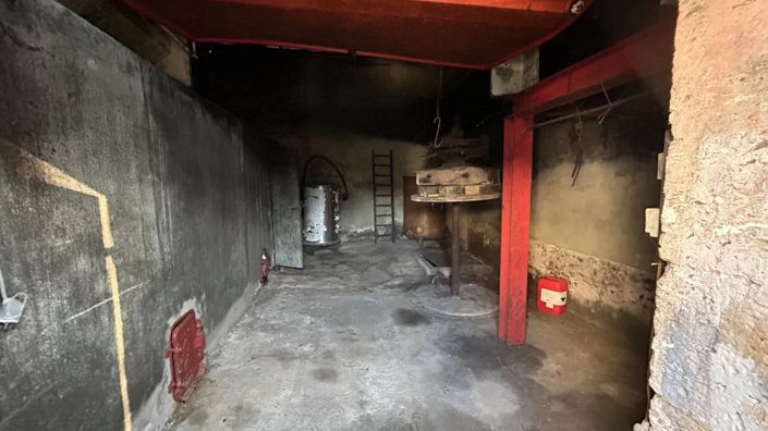 Image No.9-2 Bed Farmhouse for sale