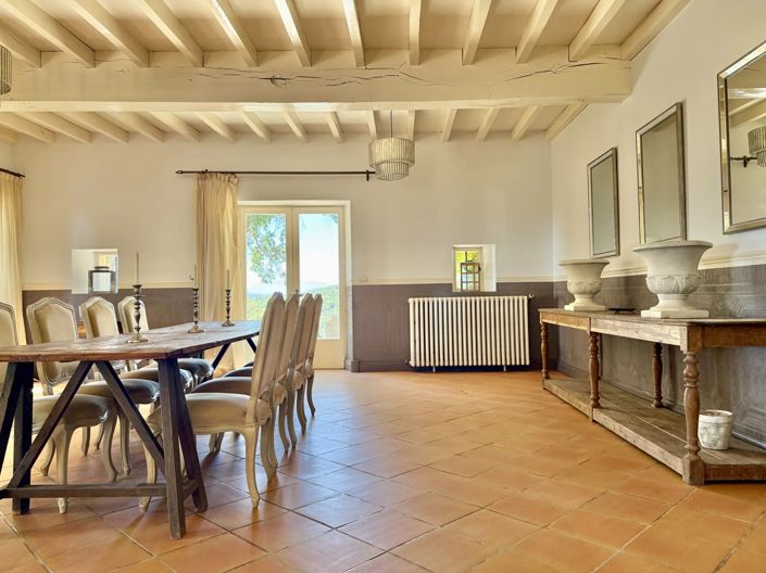 Image No.4-9 Bed House for sale