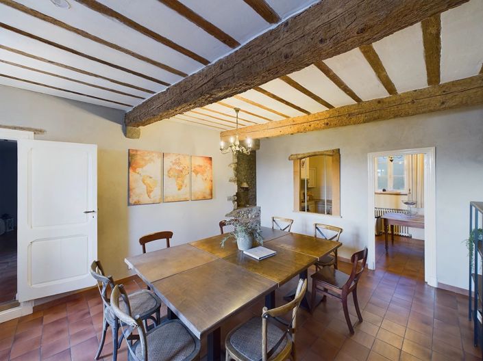 Image No.6-9 Bed House for sale