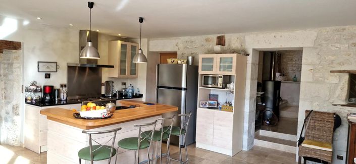 Image No.6-9 Bed House for sale