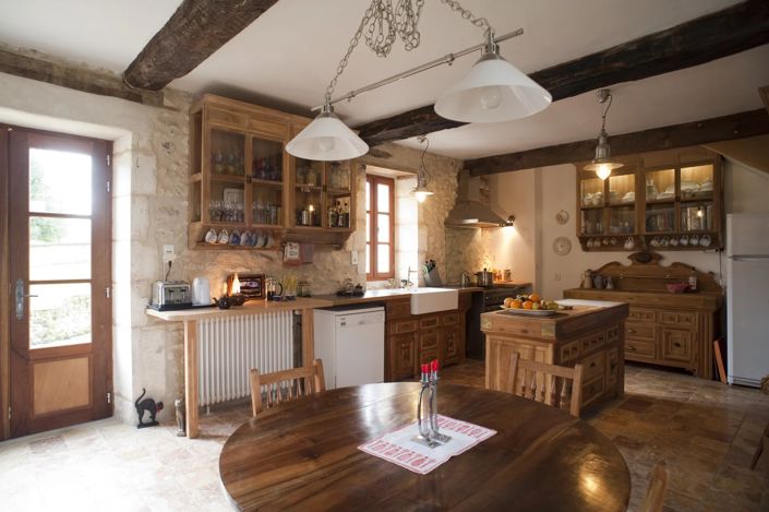 Image No.6-5 Bed House for sale