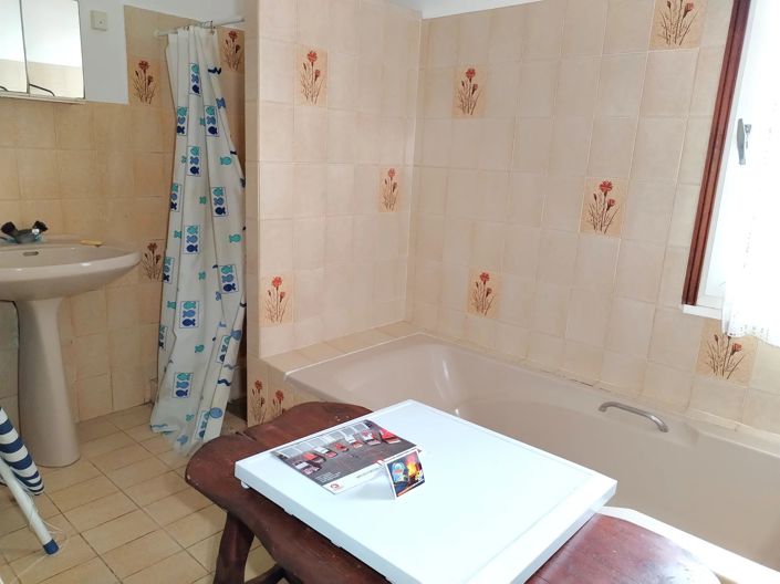 Image No.14-4 Bed House for sale