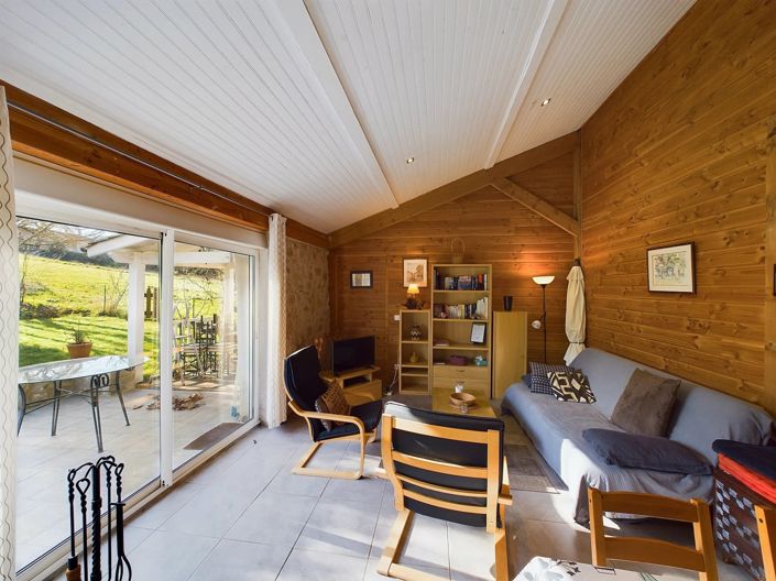 Image No.7-6 Bed House for sale