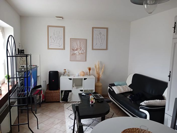 Image No.15-6 Bed House for sale