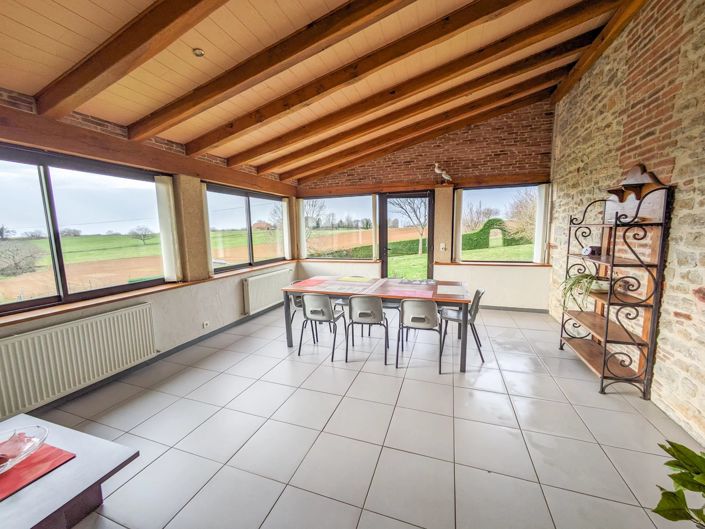 Image No.6-9 Bed House for sale