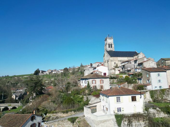 Image No.4-4 Bed Village House for sale