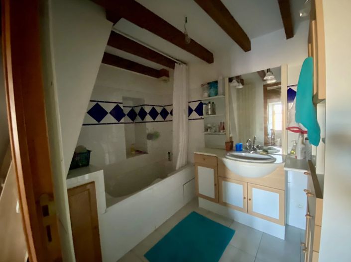 Image No.11-2 Bed Village House for sale