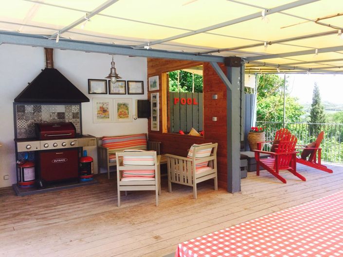 Image No.10-11 Bed House for sale