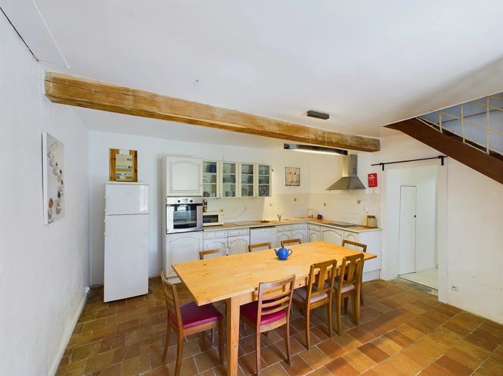 Image No.12-11 Bed House for sale