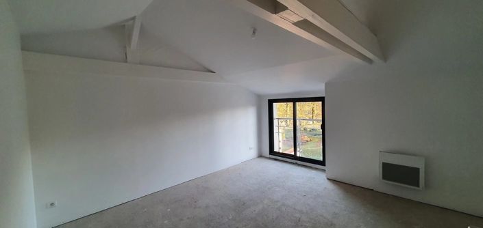 Image No.7-5 Bed Farmhouse for sale