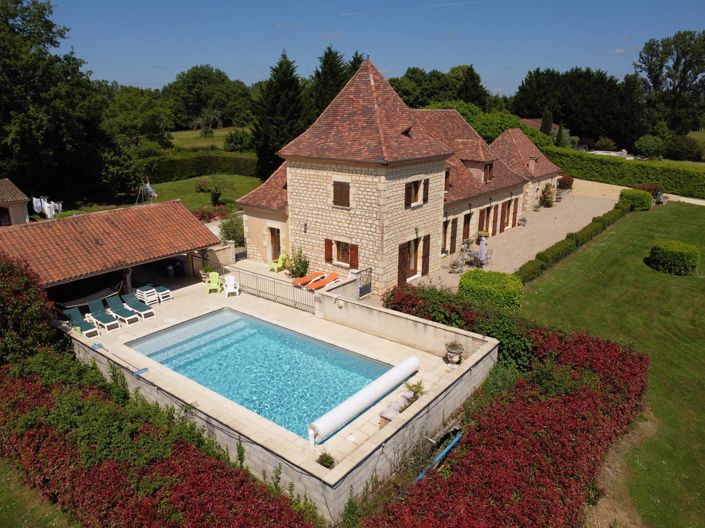 Image No.1-7 Bed House for sale