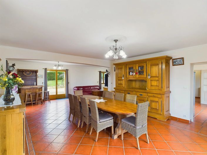 Image No.3-7 Bed House for sale