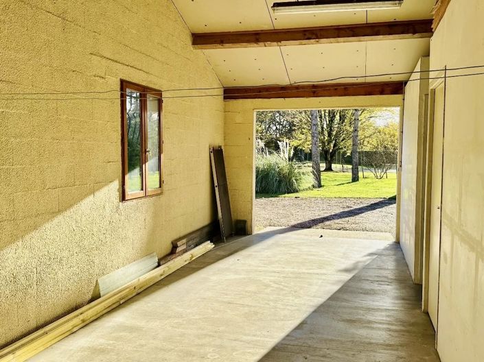 Image No.12-4 Bed House for sale